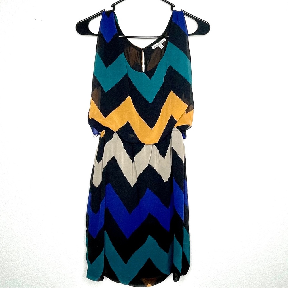 *Charlotte Russe* Sm Geometric colorful Dress